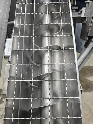 Used Rietz Screw Conveyor, 8.5” diameter x 132” long, 304 Stainless Steel