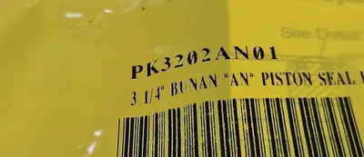 Parker PK3202AN01 Piston Seal Kit Loc5E4