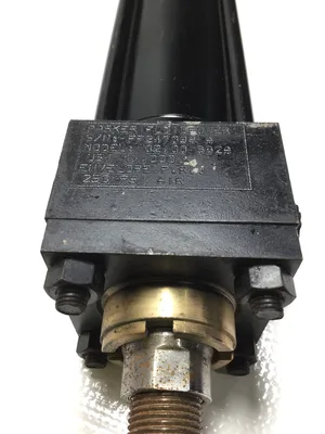 Parker 02.00 BB2AU34 14.000 Hydraulic Cylinder Series 2A 250PSI Air