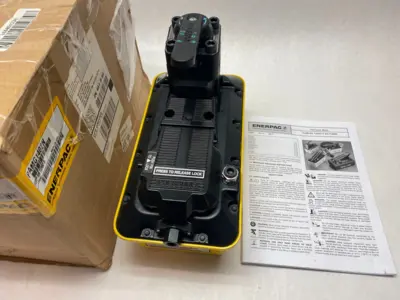 PAMG1402N | Enerpac  Turbo II Air Hydraulic Pump 4/3 Manual Valve - Used