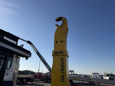 Used 2024 PETERBILT 567 PALFINGER HOOKLIFT Hooklifts & Roll-Offs Minnesota US | Carco Truck & Equipment #1513962