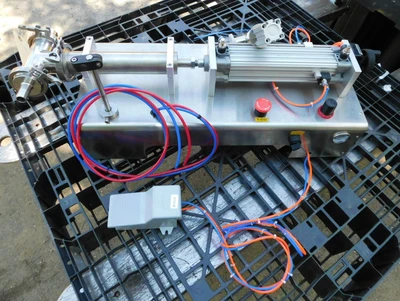 USED SINGLE PISTON FILLER SINGLE AIR
