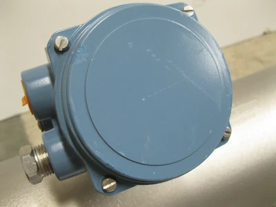 Used Micro Motion F300S355C6BAEZZZX Sensors New Hampshire US | Bitter End Trading #1452765