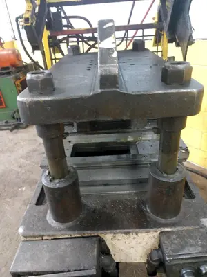 USED TISHKEN