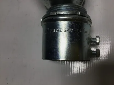 Topaz 637S 2-1/2” Steel Set Screw EMT/Rigid Conduit Connector