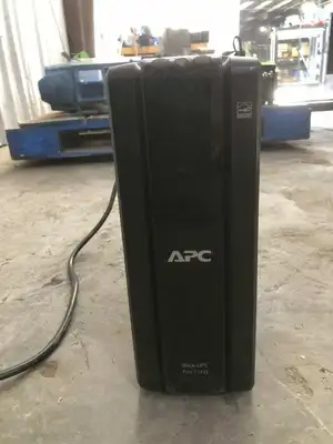 APC BR1500G UPS Uninterruptible Power Supply 1500VA 865W 12A 120VAC