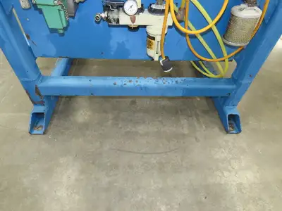 Used AMS _UNKNOWN_ Vibratory Feeders Indiana US | Arrow Industrial #1368147