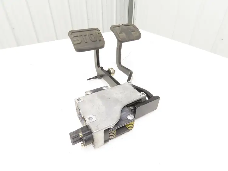 Used LINDE _UNKNOWN_ Forklift Attachments Indiana US | Arrow Industrial #1056004