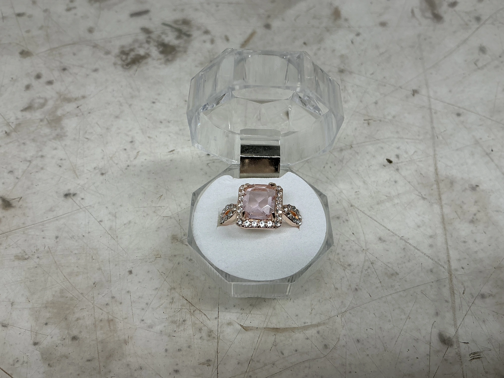 Used _UNKNOWN_ _UNKNOWN_ Jewelry & Gemstones Michigan US | Miedema Asset Management Group #1320091