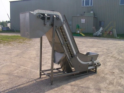 Used _UNKNOWN_ _UNKNOWN_ Incline Conveyors Minnesota US | A&I Equipment #1317098