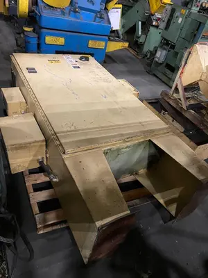 USED 1998 WARREN WT-30