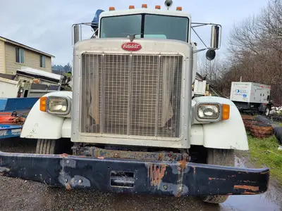 USED 1988 PETERBILT 357