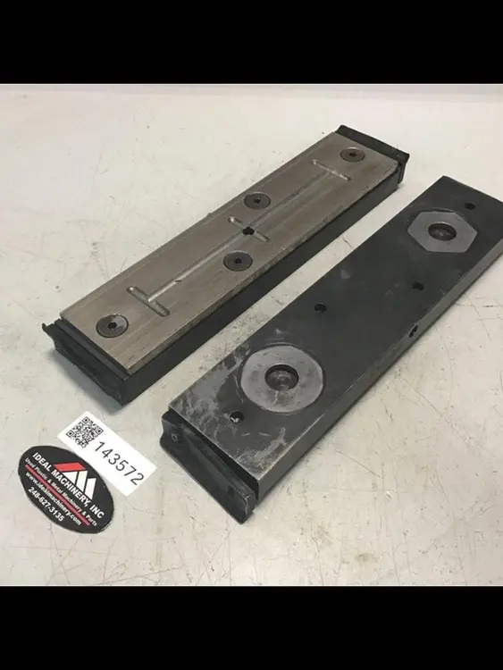 Used VAN DORN 338294 PAIR Clamps Michigan US | Ideal Machinery #598391