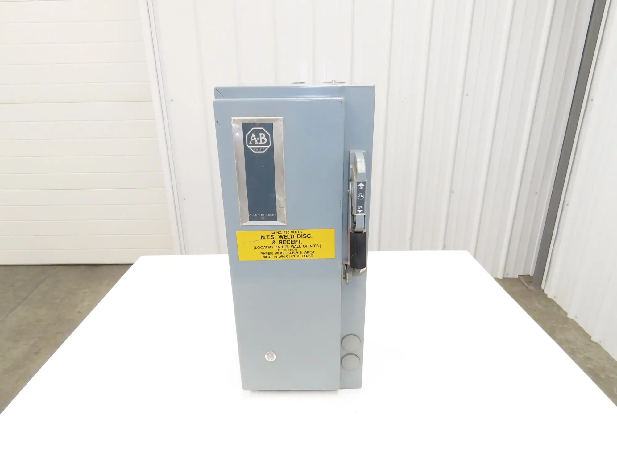 Allen Bradley 512 Combination Motor Starter 30A Disconnect 600V 3Ph 10Hp