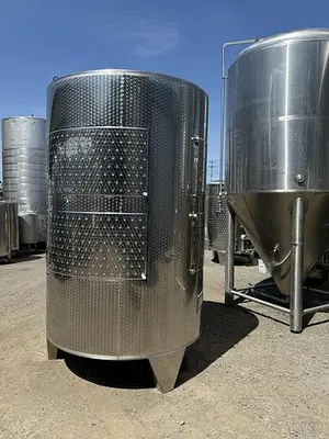 New Stock Letina 1635Gal/6200L Closed Top Jacketed Storage Tank