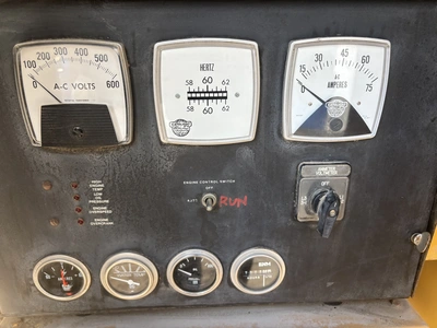 Katolight 35 KW 277/480 V 53 AMPS 43.75 KVA 528.2 HRS N35FRH4
