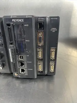 Keyence XG-7702 Multi Camera Controller XG-E700 and 2 Line Scan CA-DC21E @1D