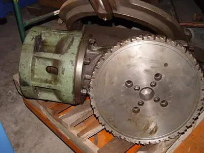 USED CINCINATTI RIGHT ANGLE HEAD