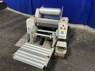 Used 2000 EMSEAL PTY LTD APPPLIKATOR Laminators Ohio US | HGR 24 #1463413