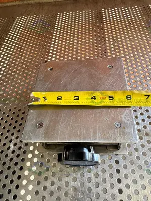 Used VWR 6" X 6" X 10" STAINLESS STEEL TABLE-TOP LAB JACK Miscellaneous Laboratory Equipment California US | Equipment Lab #1330302