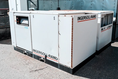 INGERSOLL RAND SSR-EP100 Rotary Screw & Sliding Vane Air Compressors | Elevation Machine (1)
