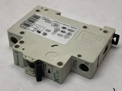 USED MOELLER S-5614