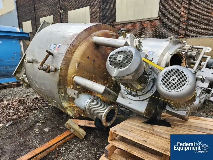 Used Stainless Fabrication 650 Gal SFI Twin Motion Kettle, 304 S/S, 15/150# Stainless Steel Tanks Ohio US | Federal Equipment Company #126752