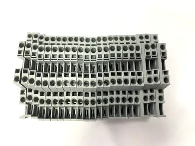 USED WAGO DOUBLE-DECK TERMINAL BLOCK NO LABEL MARKER HOLDERS LOT OF 22