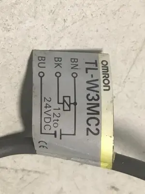 USED OMRON TL-W3MC2