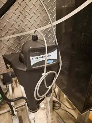 USED 2011 CORIX UV-200-2