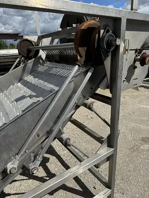 USED MAGNUSON ENGINEERING SHUFFLO FEEDER AND SLICER 54" WIDE