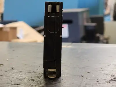USED SQUARE D QO130