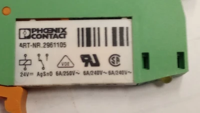 USED Phoenix Contact PLC-BSC-24DC/21 Socket w/ 2961105
