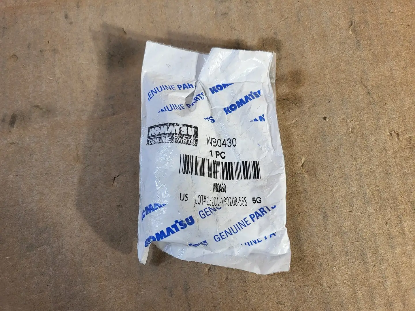 NEW KOMATSU WB0430