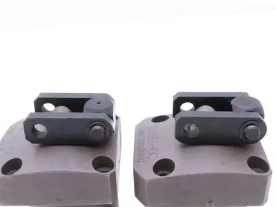 Kosmek TK0551-GC Hydraulic Link Clamp Lot of 2 READ