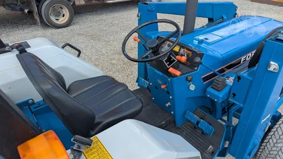 USED 1990 FORD 2120
