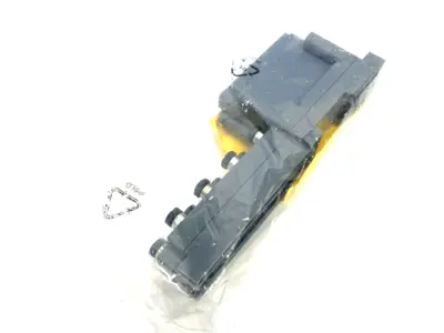 NEW TURCK BASE MODULE 8× M8 4-PIN CONNECTION 6827384