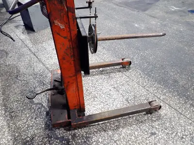 USED ENGINEERING COMPANY INC. M452