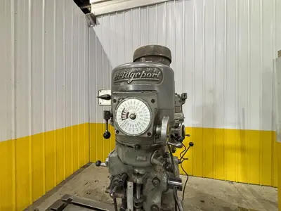 1.5 HP BRIDGEPORT VERTICAL RAM TYPE MILL & SLOTTING HEAD: STOCK #23195