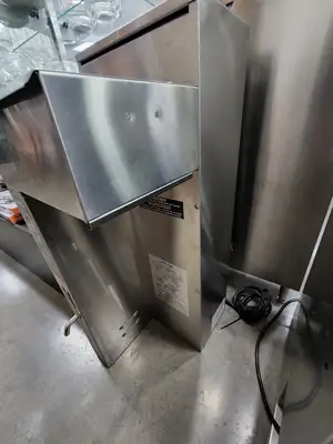Used Fetco Used Fetco Extractor Series Single CBS-2041e 1 Gallon Coffee Brewer Machine 120/208-240V Restaurant Equipment (Miscellaneous) Illinois US | Falcon Restaurant Supply #1376838