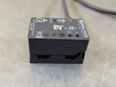 NEW PEPPERL+FUCHS VAZ-T1-FK-G10-PTC-1M-PUR-V1-G