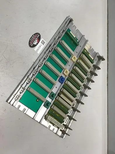 USED SIEMENS 6ES5 700-2LA12