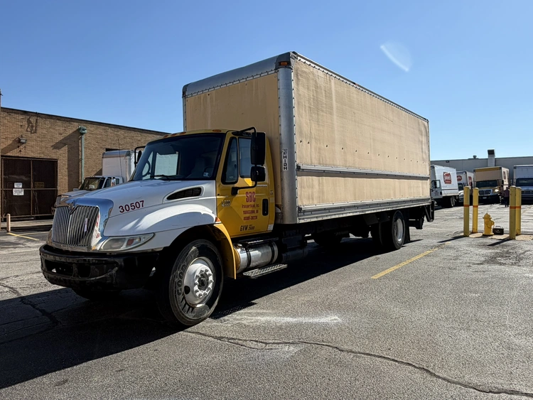 Used 2007 INTERNATIONAL 4300SBA4X2 Box trucks Ohio US | Miedema Asset Management Group #1578037
