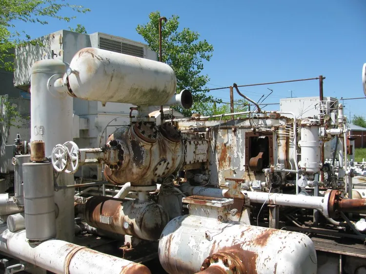 Used White Superior w Toshiba 1500HP MW64 001 Compressor Packages Oklahoma US | Borderless Services #1378156