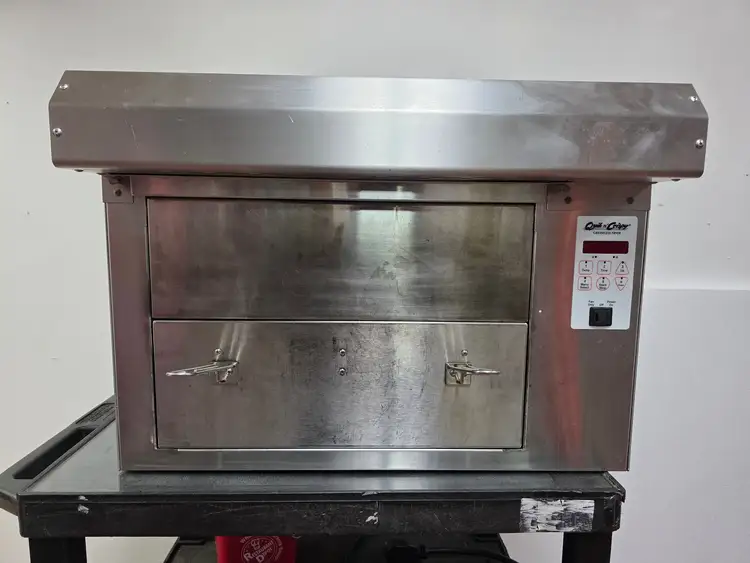 Used Quik n' Crispy Used Quik n' Crispy QC900000 Model GF5 Ventless Greaseless Air Fryer - 208/240V 1PH Cookers / Coolers / Fryers Illinois US | Falcon Restaurant Supply #1373532