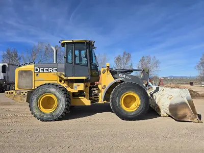 USED 2010 JOHN DEERE 644K