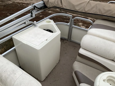 Used 2000 BENNINGTON 2575FS Boats (Misc) Michigan US | Miedema Asset Management Group #1579126