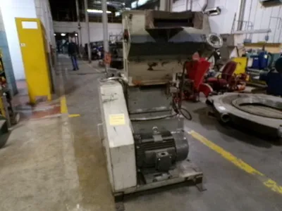 2020 Osprey Grinder Reprocessing Equipment, Grinders | Mark One Machinery (1)