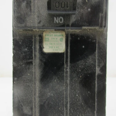 Square D Q13100 100 Amp Breaker