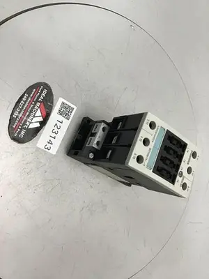 USED SIEMENS 3RT1035-1AK60